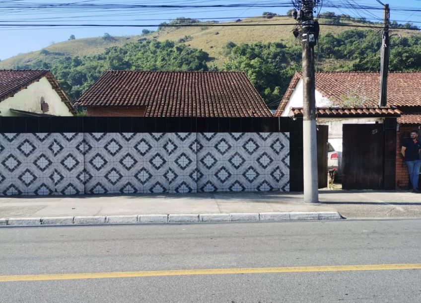 Rua EAP N.º 32, Conjunto Residencial GEBIG – Jacuecanga –  Angra Dos Reis/RJ