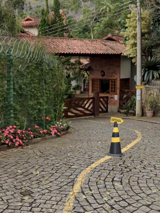 Estrada Francisco Smolka N.º 2.855, Casa 20 – Quebra Frascos – Teresópolis/RJ