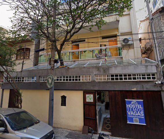 Rua Lacerda Coutinho N.º 17 – Copacabana – Rio De Janeiro/RJ